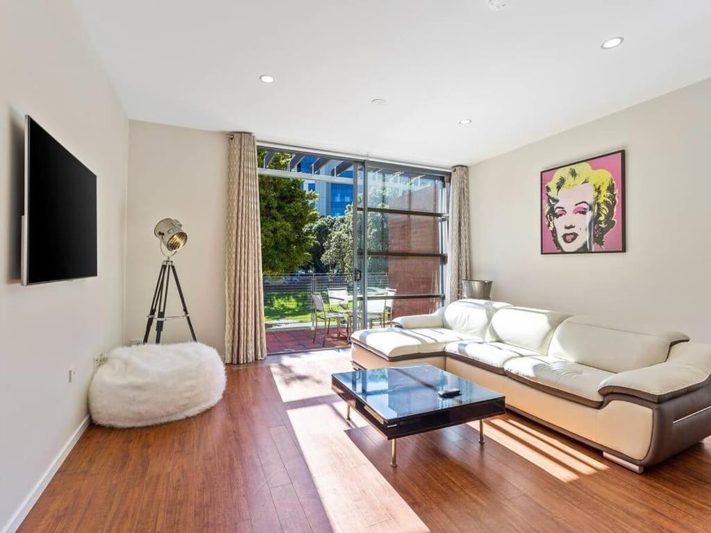 Sleek Modern Pad Next To Spark Arena Free Parking Auckland Ngoại thất bức ảnh